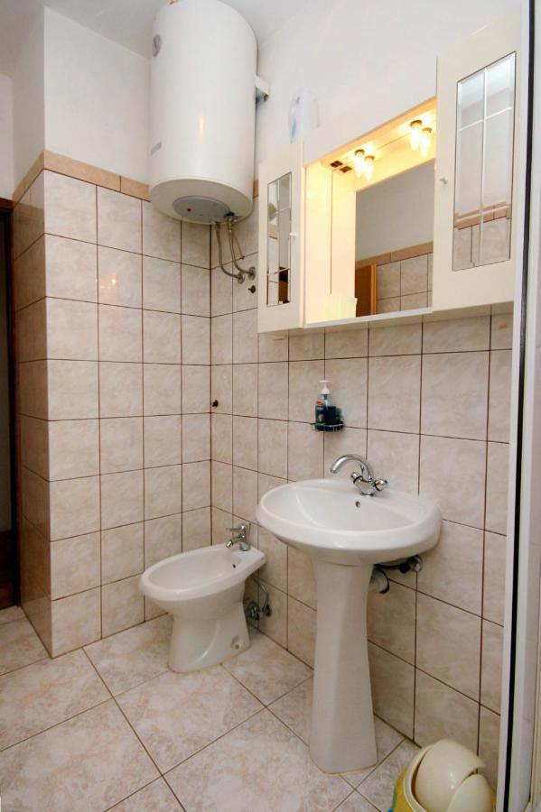 5553c Apartament